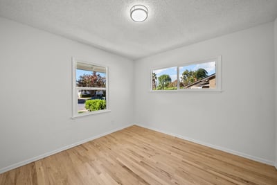 20776 Skouras Dr., Winnetka, CA