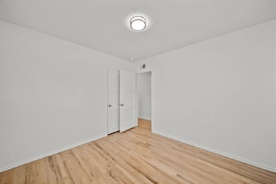20776 Skouras Dr., Winnetka, CA
