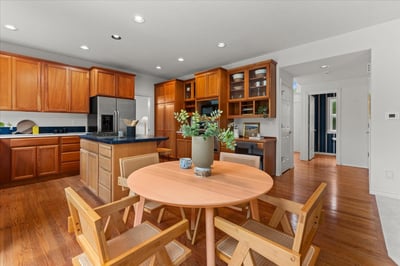 6725 SW Sean Michael Place, Portland, OR