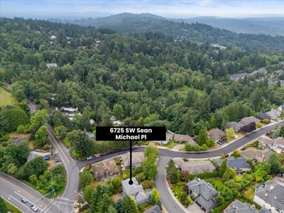 6725 SW Sean Michael Place, Portland, OR