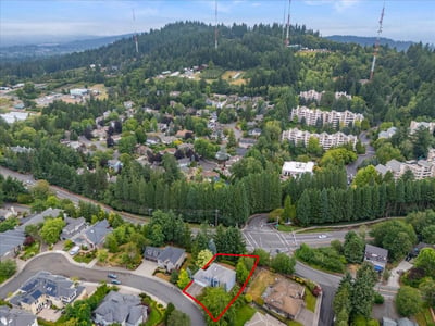 6725 SW Sean Michael Place, Portland, OR