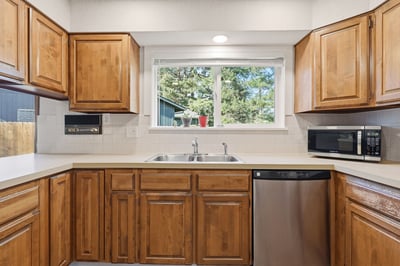 7175 Ridgegate Dr, Gladstone, OR
