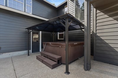 20685 S MONPANO OVERLOOK DR, Oregon City, OR
