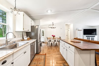 154 Lindsay Rd, Camano Island, WA