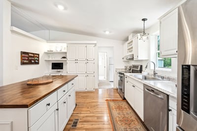154 Lindsay Rd, Camano Island, WA