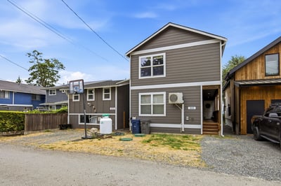 868 Juniper Pointe Lane, Camano Island, WA