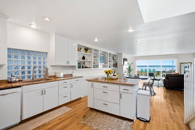 868 Juniper Pointe Lane, Camano Island, WA