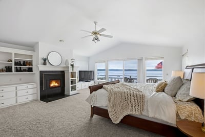 868 Juniper Pointe Lane, Camano Island, WA