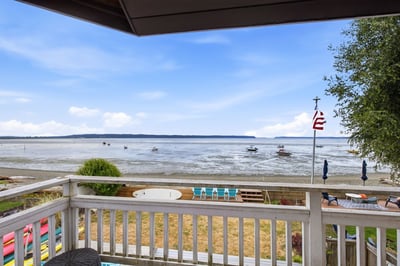 868 Juniper Pointe Lane, Camano Island, WA