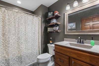 220 Silver Fox Drive N, Kewaskum, WI