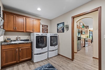 220 Silver Fox Drive N, Kewaskum, WI