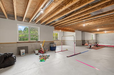 220 Silver Fox Drive N, Kewaskum, WI