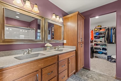 220 Silver Fox Drive N, Kewaskum, WI