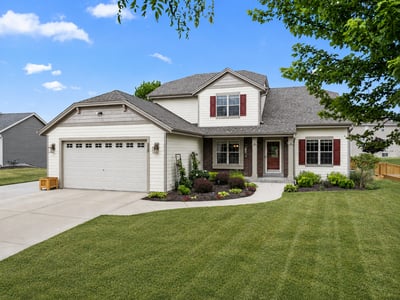 550 Lambert Drive, Slinger, WI