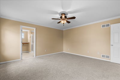 550 Lambert Drive, Slinger, WI