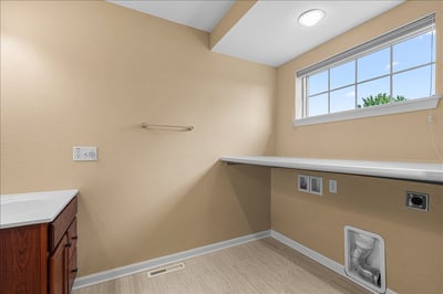 550 Lambert Drive, Slinger, WI