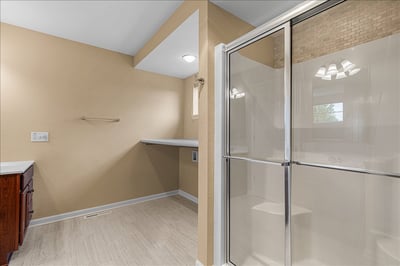 550 Lambert Drive, Slinger, WI