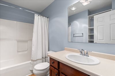 550 Lambert Drive, Slinger, WI
