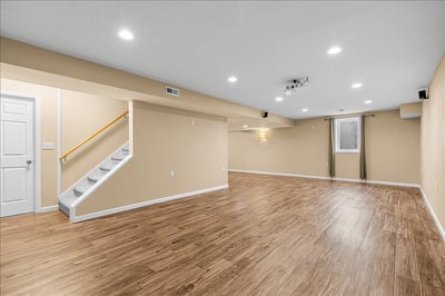 550 Lambert Drive, Slinger, WI