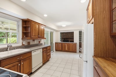 12830 MOUNT ROYAL LN, Fairfax, VA