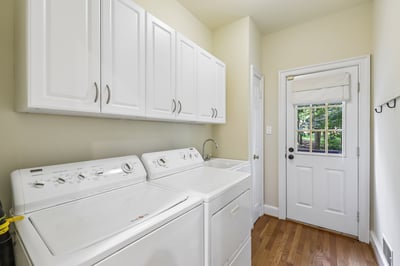 6409 Melstone Ct, Clifton, VA