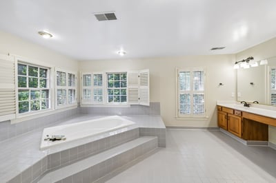 6409 Melstone Ct, Clifton, VA