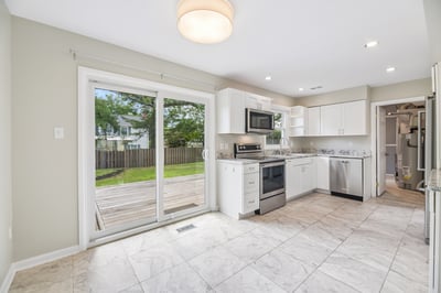 13151 Pavilion Ln, Fairfax, VA