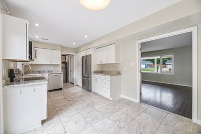 13151 Pavilion Ln, Fairfax, VA
