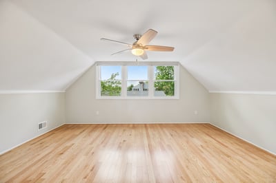 13151 Pavilion Ln, Fairfax, VA