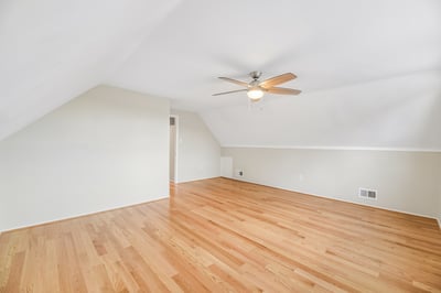 13151 Pavilion Ln, Fairfax, VA