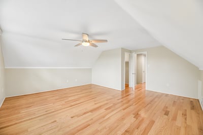 13151 Pavilion Ln, Fairfax, VA