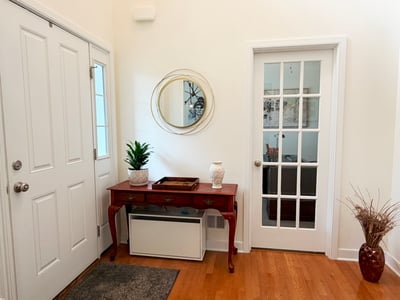 Foyer w/ Hardwood Flooring