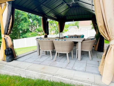 Dining Set Included