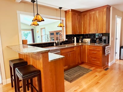 Eat-in Kitchen Remodeled in 2021 w/ Cherry Cabinets & Quartz Counters
