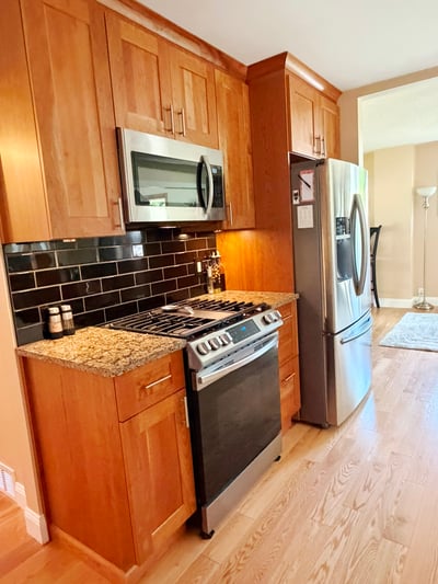 Under Cabinet Accent Lighting