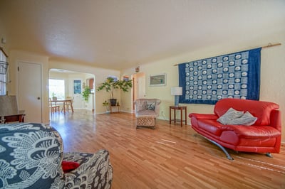 1052 W 10th Ave, Eugene, OR