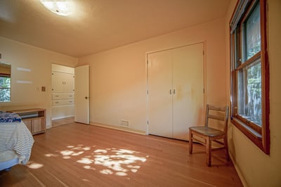 1052 W 10th Ave, Eugene, OR
