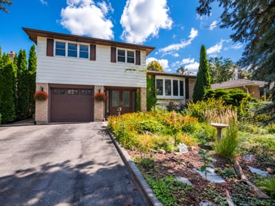 9 Birch Ct, Aurora, ON