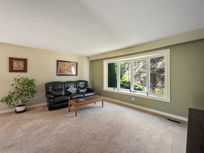 9 Birch Ct, Aurora, ON