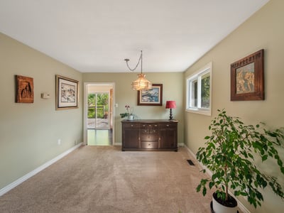 9 Birch Ct, Aurora, ON