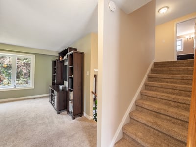 9 Birch Ct, Aurora, ON