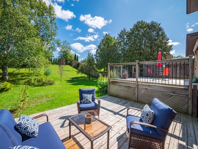 9 Birch Ct, Aurora, ON