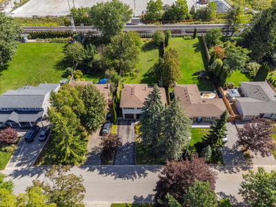 9 Birch Ct, Aurora, ON