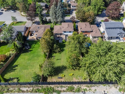 9 Birch Ct, Aurora, ON