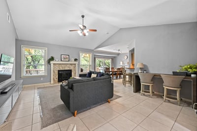 12047 Lincolnshire Drive, Austin, TX