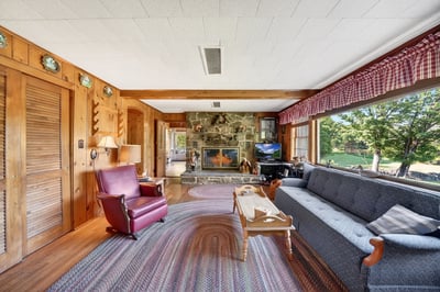 164 E Sterling Road, Newfoundland, PA
