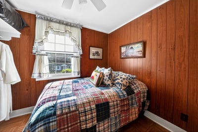 164 E Sterling Road, Newfoundland, PA
