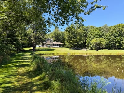 164 E Sterling Road, Newfoundland, PA
