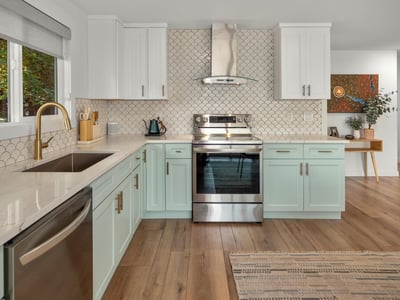 818 Ash Street, Lake Oswego, OR