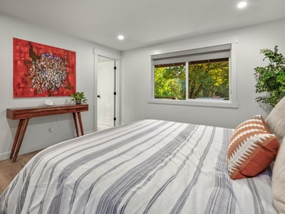 818 Ash Street, Lake Oswego, OR
